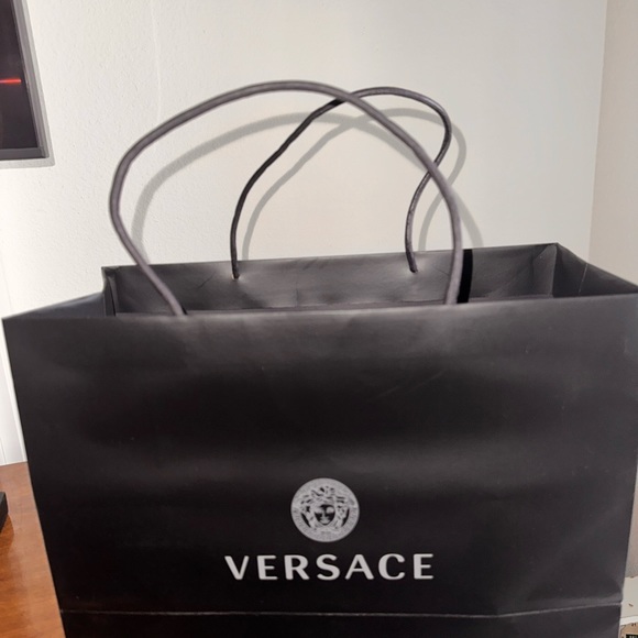Versace Virtus bag ! 💯 Authentic! - Picture 6 of 6